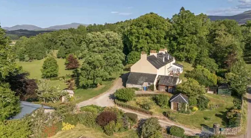 Hitlerin müttəfiqi gizlədilmişdi: Maraqlı tarixə malik kottec satılır