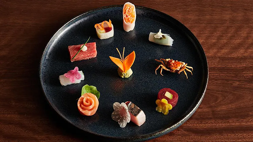 Qızıl yarpaqlarla bəzədilmiş ləzzət - Dünyanın ən bahalı suşisi - Qiymət