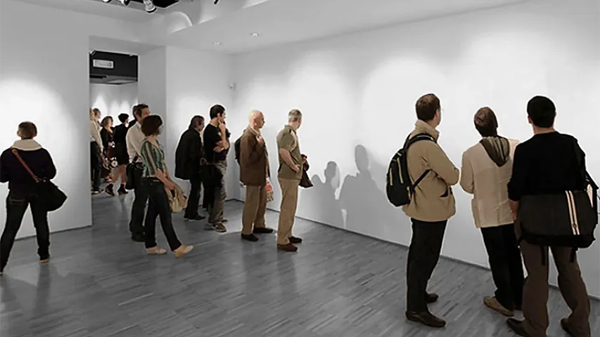 &ldquo;Görünməz incəsənət&rdquo;i görünən qiymətə satdılar - 17 min manatlıq əsər