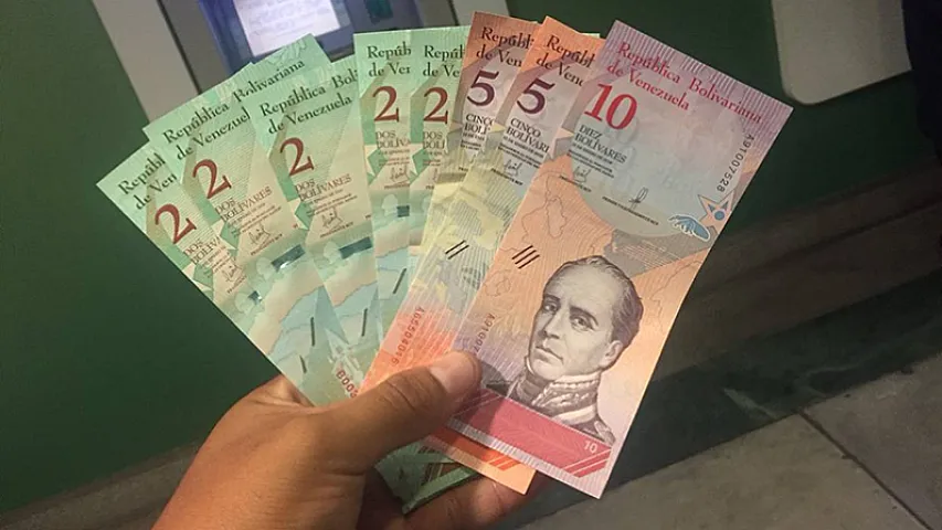 Dünyanın ən çox dəyər itirən valyutaları - <span style="color:#008000">SİYAHI</span>