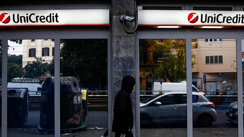 &quot;UniCredit&quot;dən rekord gəlir