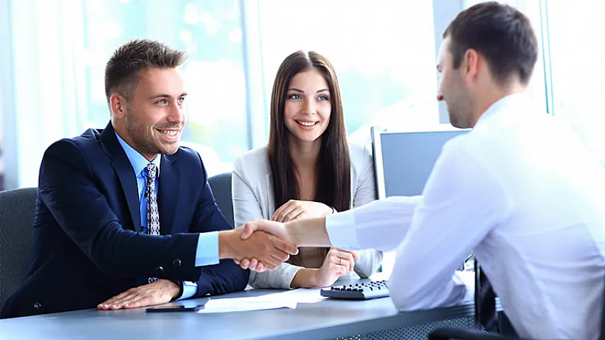 İşləməzdən əvvəl 2 dəfə düşünməli olduğunuz şirkətlər