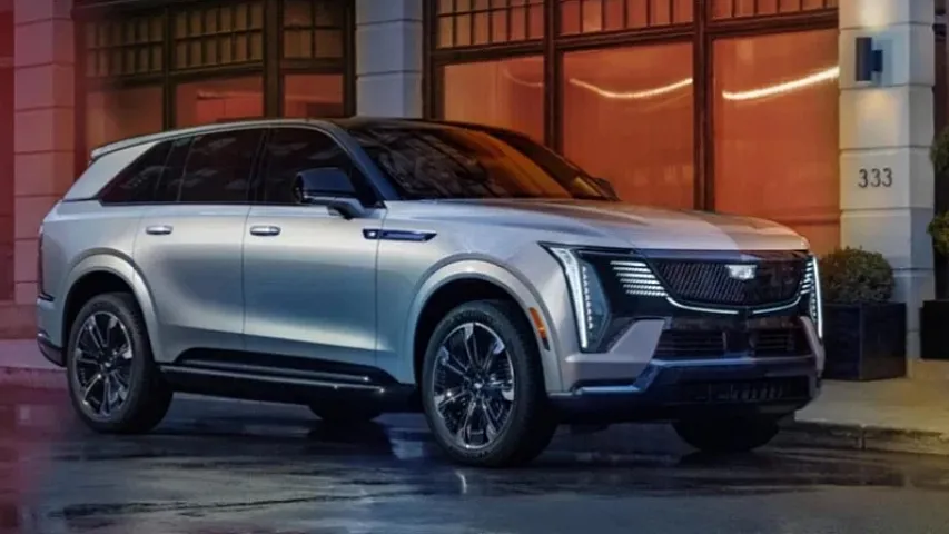 Avtomobil nəhəngi benzin mühərriklərinə qayıdır