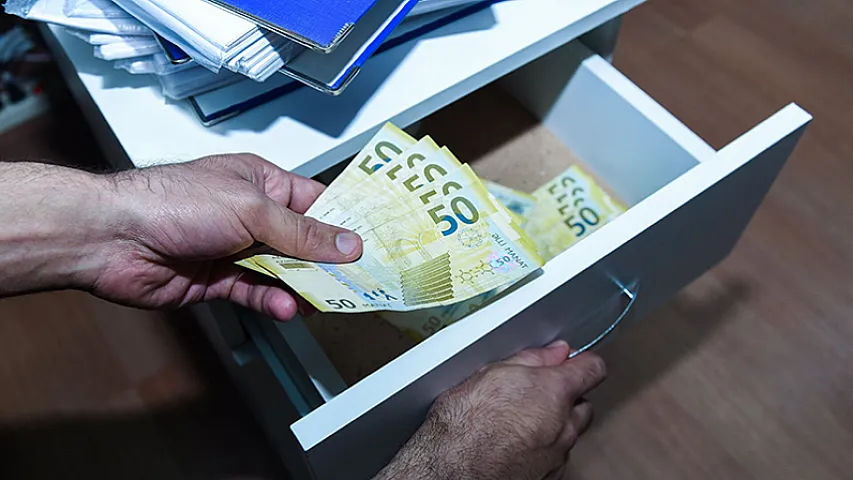 &ldquo;Gəlin əvvəl rüşvət verənləri dindirək, görək indiyə kimi necə kənarda qalıblar?&rdquo;