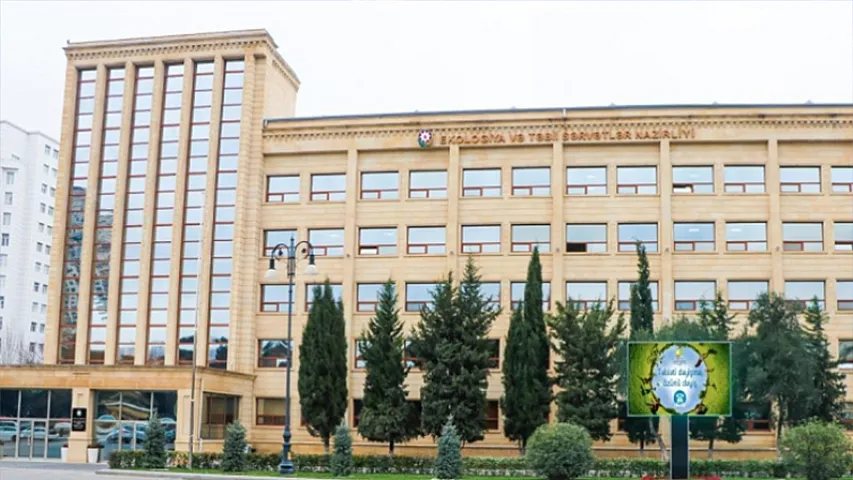 Ekologiya və Təbii Sərvətlər Nazirliyi 159 min manata su maşını alır