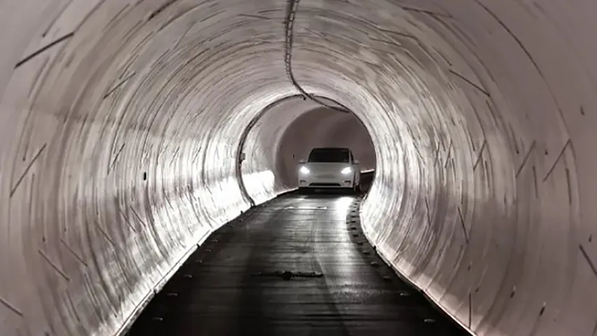 İlon Maskın şirkəti &ldquo;Tesla&rdquo; tunelləri inşa edəcək